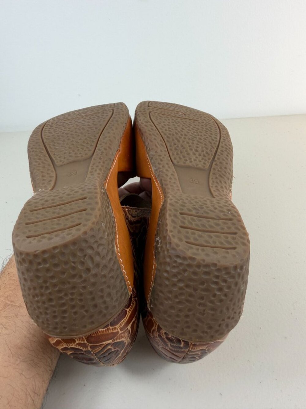L'Artiste by spring step gloss pansy camel colorway women's size 8.5 - Picture 7 of 10